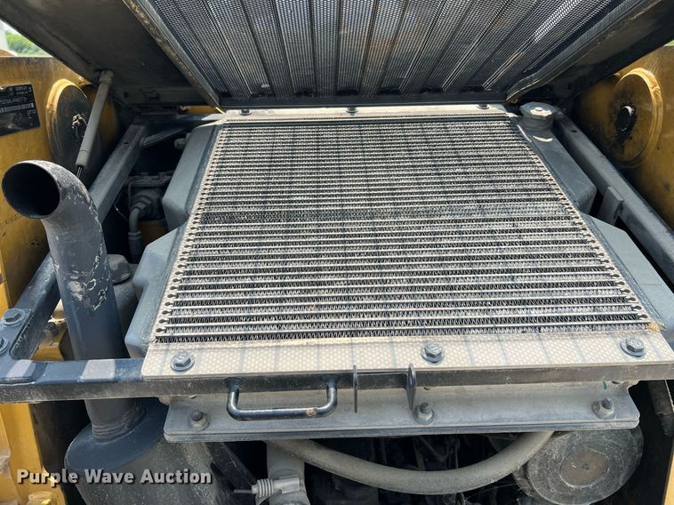 image for item II9018 2013 Caterpillar 236B3  skid steer loader