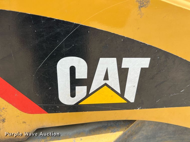 image for item II9018 2013 Caterpillar 236B3  skid steer loader