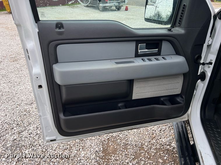 image for item II9023 2013 Ford F150 XL  SuperCab pickup truck