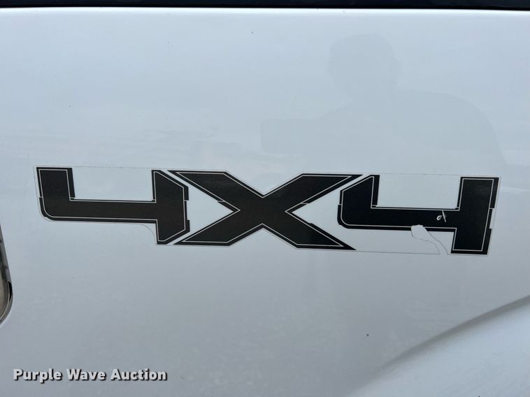 image for item II9023 2013 Ford F150 XL  SuperCab pickup truck