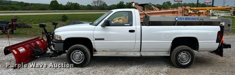 image for item II9025 2001 Dodge Ram 2500  pickup truck
