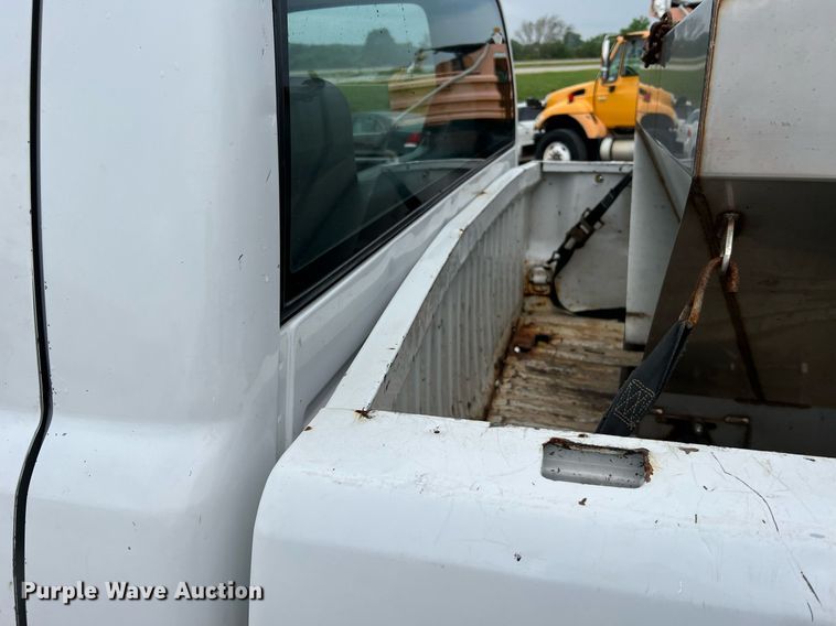 image for item II9025 2001 Dodge Ram 2500  pickup truck