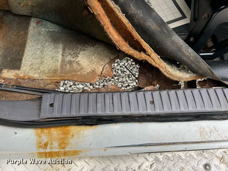 image for item II9025 2001 Dodge Ram 2500  pickup truck