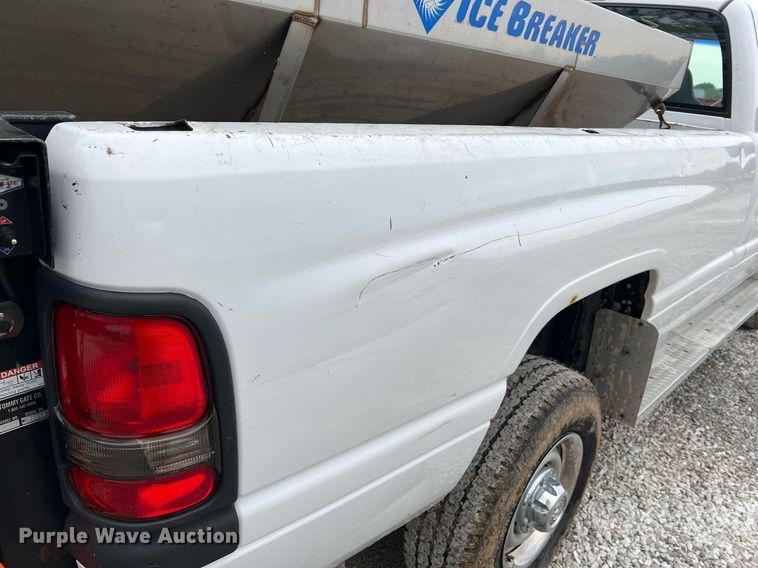 image for item II9025 2001 Dodge Ram 2500  pickup truck