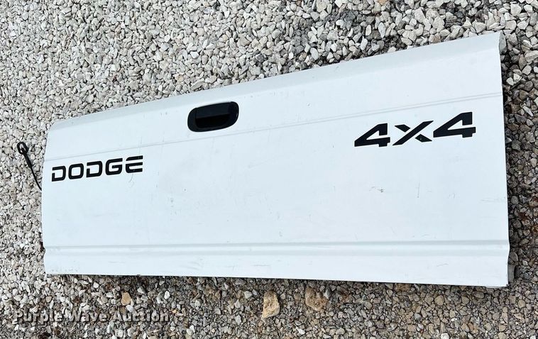 image for item II9025 2001 Dodge Ram 2500  pickup truck