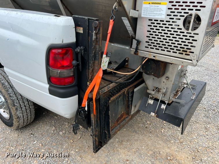 image for item II9025 2001 Dodge Ram 2500  pickup truck