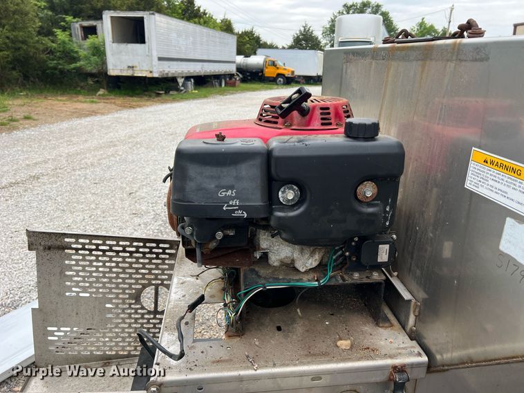 image for item II9025 2001 Dodge Ram 2500  pickup truck