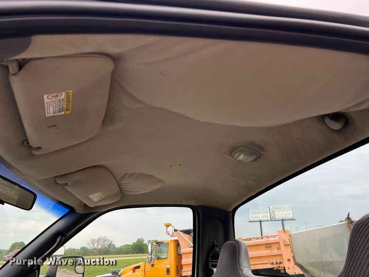 image for item II9025 2001 Dodge Ram 2500  pickup truck