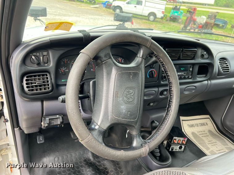 image for item II9025 2001 Dodge Ram 2500  pickup truck