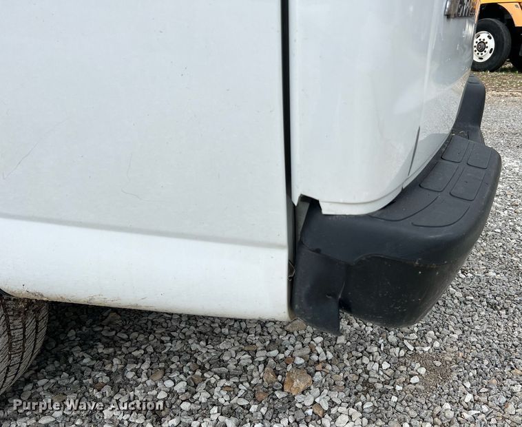 image for item II9026 2008 Chevrolet E2500  van