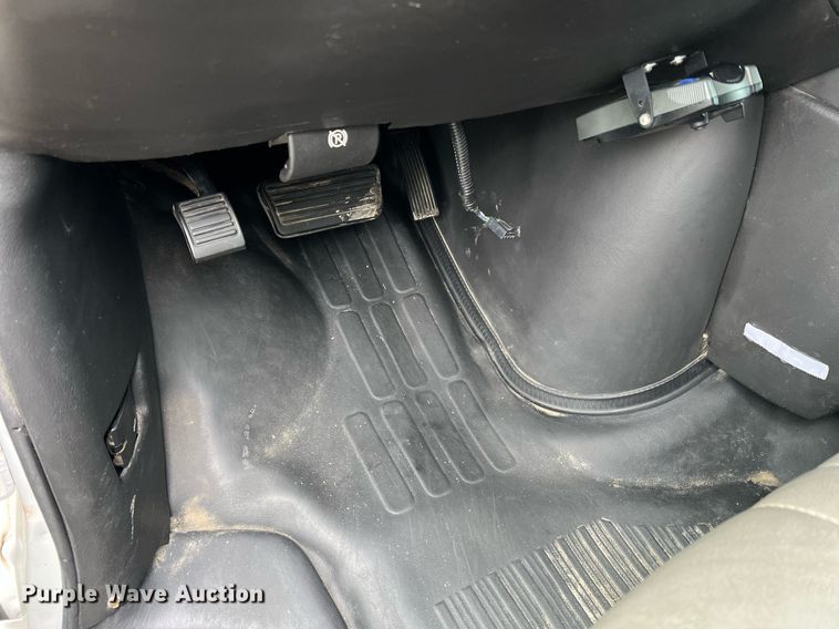 image for item II9026 2008 Chevrolet E2500  van