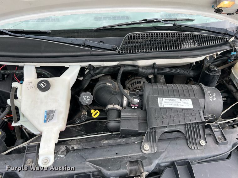 image for item II9026 2008 Chevrolet E2500  van