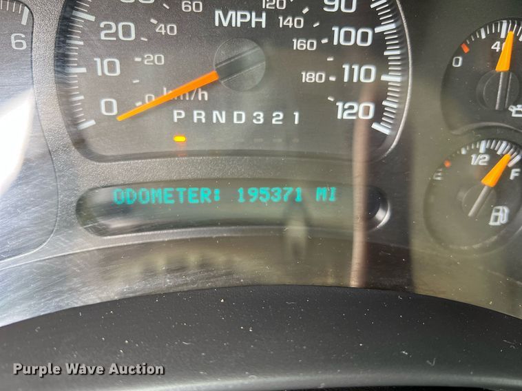 image for item II9028 2006 Chevrolet Silverado 1500  Ext. Cab pickup truck