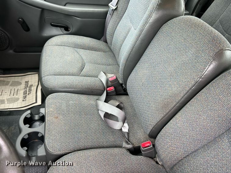 image for item II9028 2006 Chevrolet Silverado 1500  Ext. Cab pickup truck