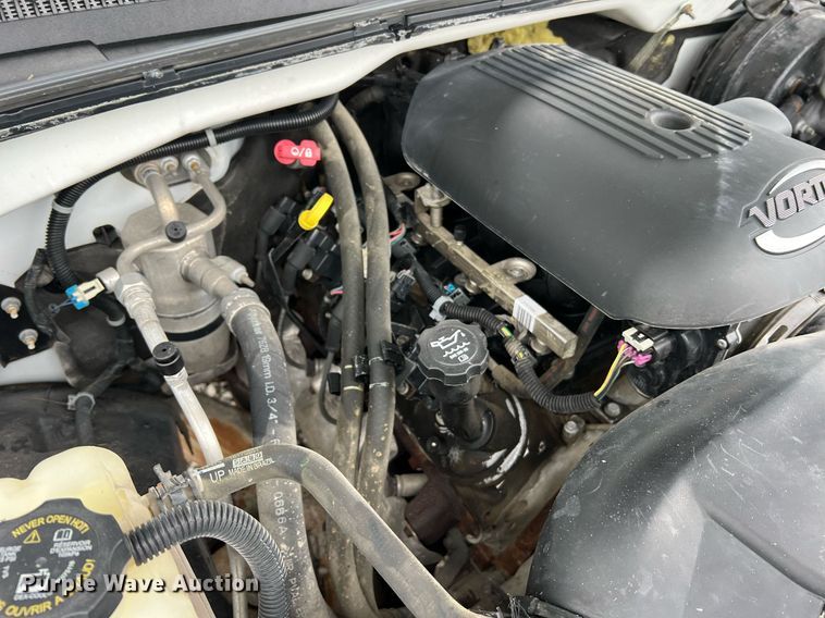 image for item II9028 2006 Chevrolet Silverado 1500  Ext. Cab pickup truck