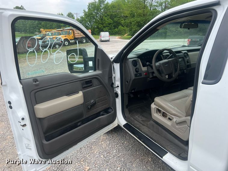 image for item II9030 2010 Ford F150 XL  pickup truck