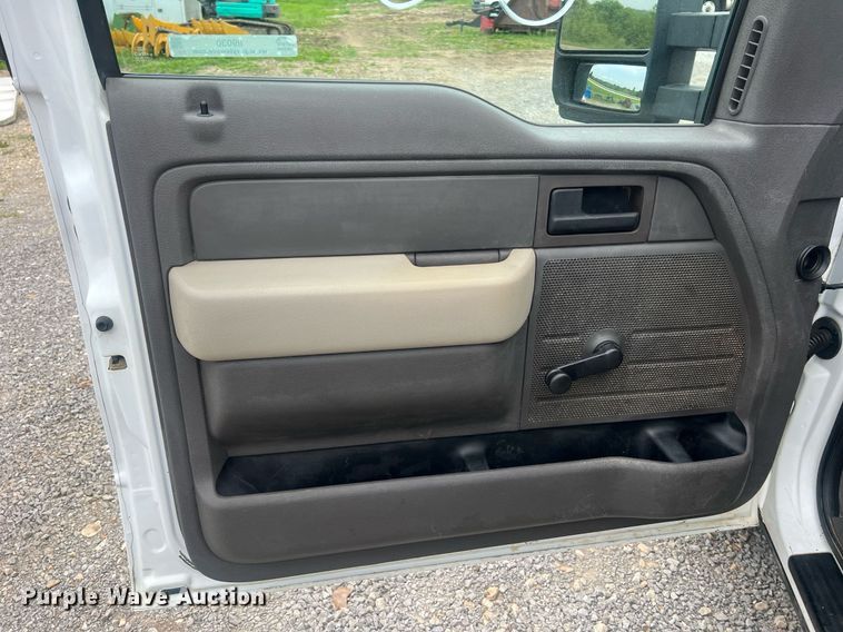 image for item II9030 2010 Ford F150 XL  pickup truck