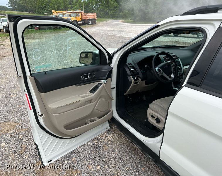 image for item II9031 2011 Ford Explorer SUV