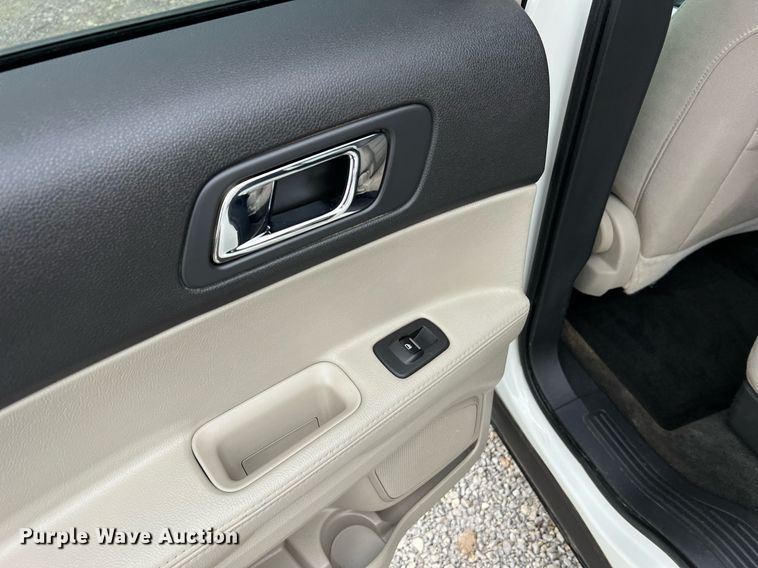 image for item II9031 2011 Ford Explorer SUV