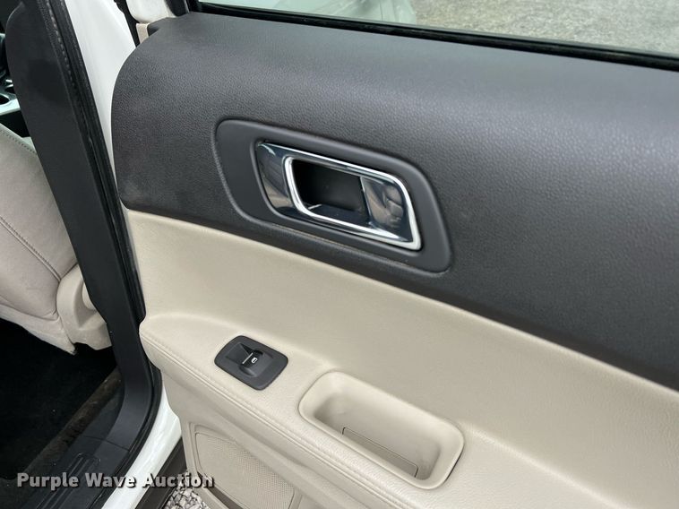 image for item II9031 2011 Ford Explorer SUV