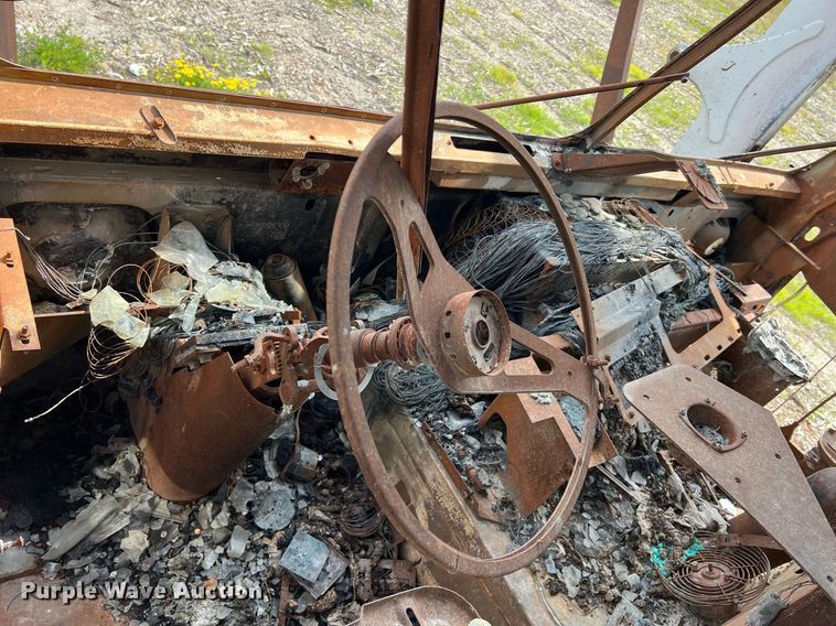 image for item II9042 Crane Carrier Low Entry  refuse truck