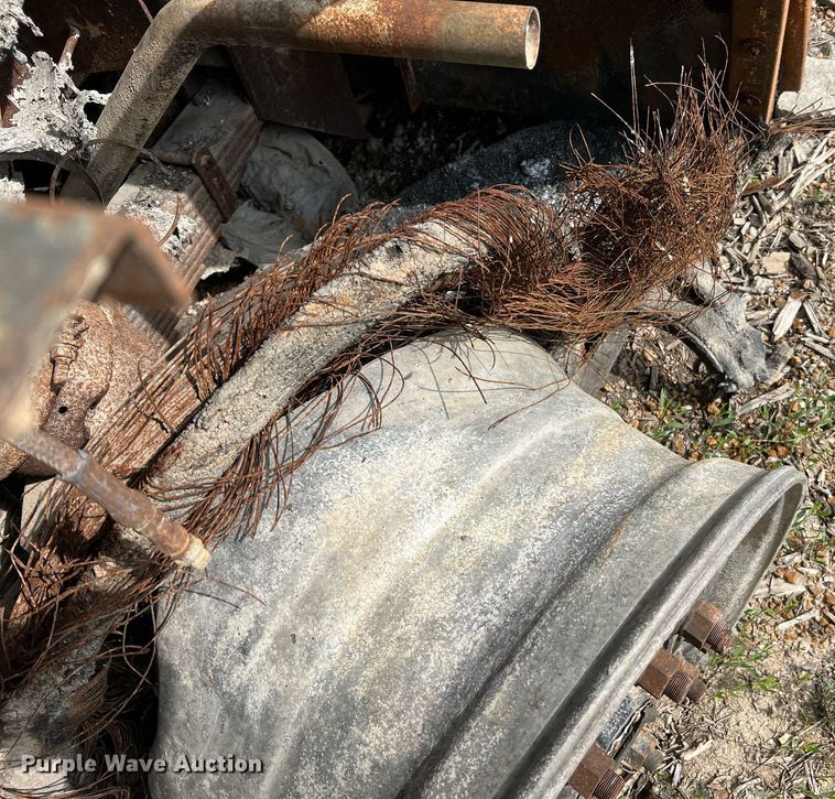 image for item II9042 Crane Carrier Low Entry  refuse truck