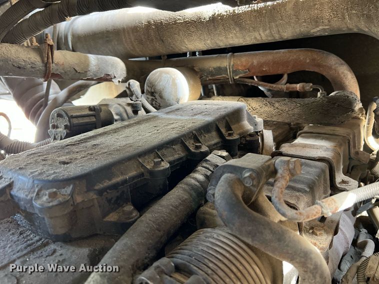 image for item II9043 2008 Crane Carrier Low Entry  refuse truck