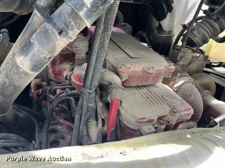 image for item II9048 2009 Crane Carrier Low Entry  refuse truck