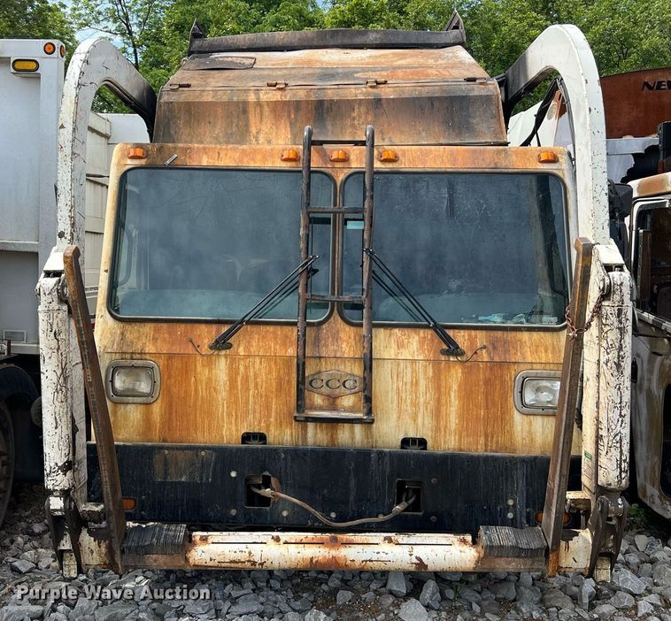 image for item II9049 2013 Crane Carrier Low Entry  refuse truck