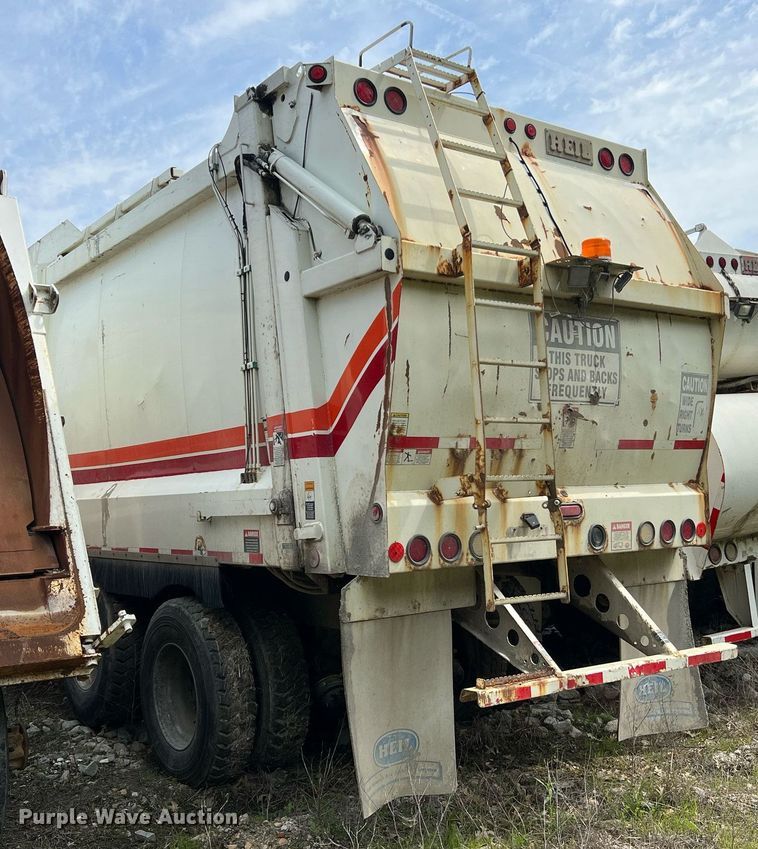 image for item II9049 2013 Crane Carrier Low Entry  refuse truck