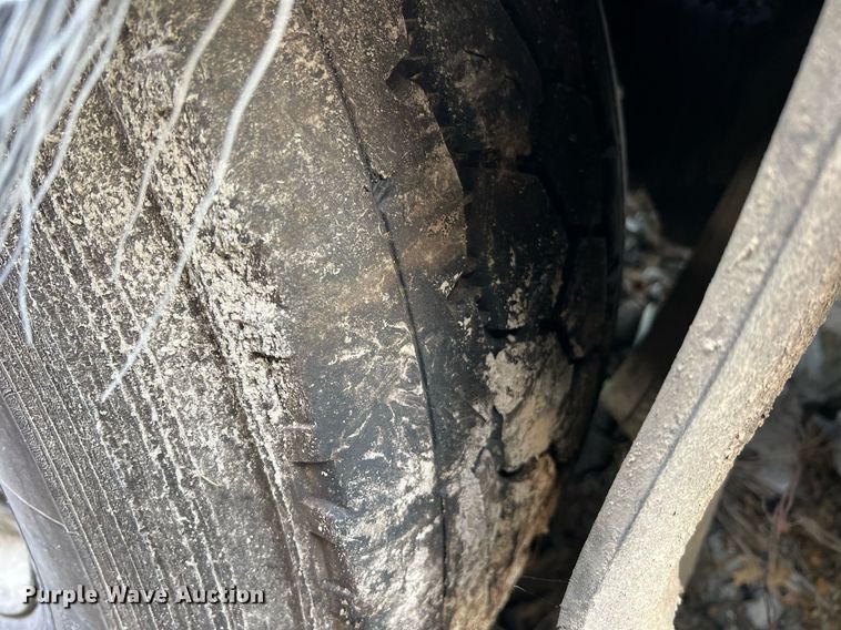 image for item II9049 2013 Crane Carrier Low Entry  refuse truck