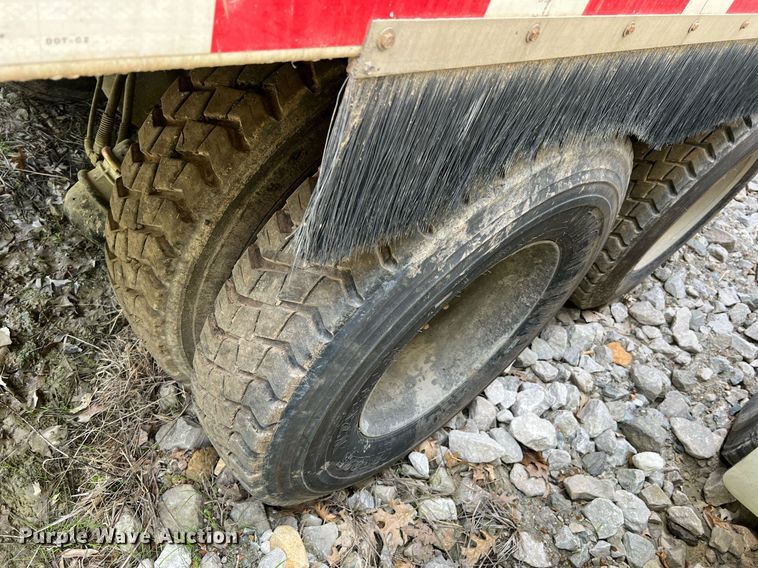 image for item II9049 2013 Crane Carrier Low Entry  refuse truck