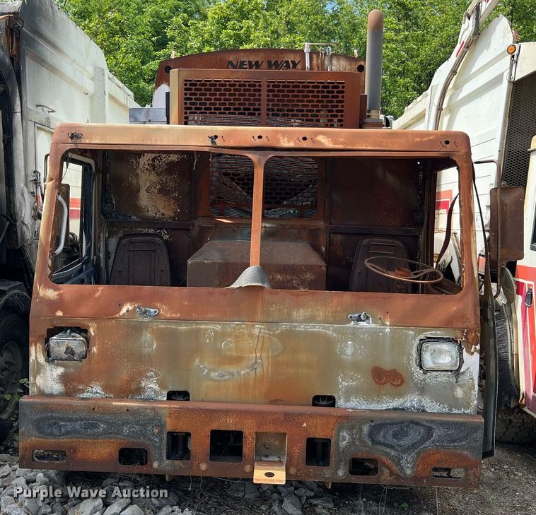 image for item II9050 Crane Carrier  refuse truck