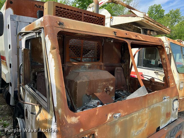 image for item II9050 Crane Carrier  refuse truck