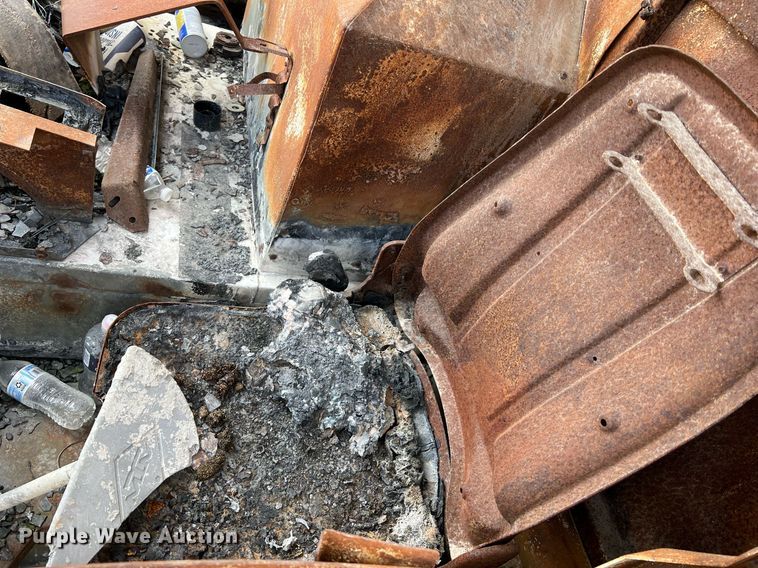 image for item II9050 Crane Carrier  refuse truck