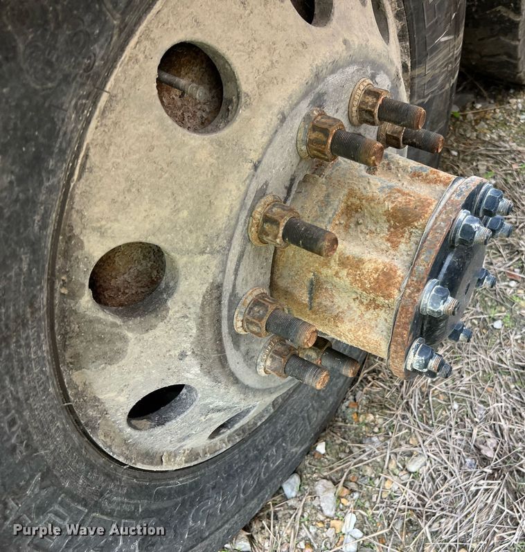 image for item II9050 Crane Carrier  refuse truck