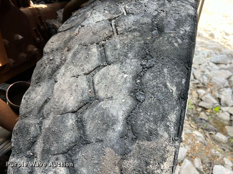 image for item II9050 Crane Carrier  refuse truck