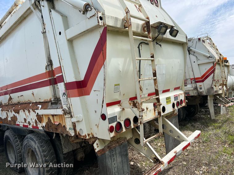 image for item II9051 Crane Carrier  refuse truck