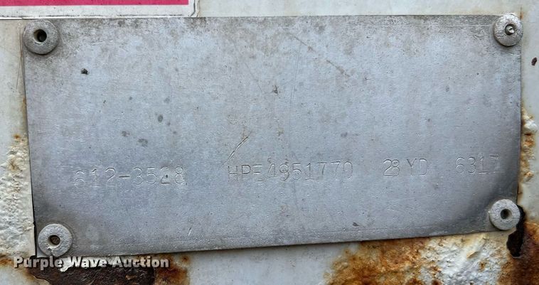 image for item II9051 Crane Carrier  refuse truck