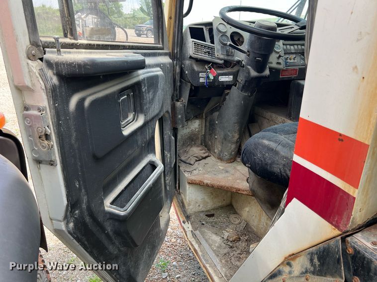 image for item II9051 Crane Carrier  refuse truck