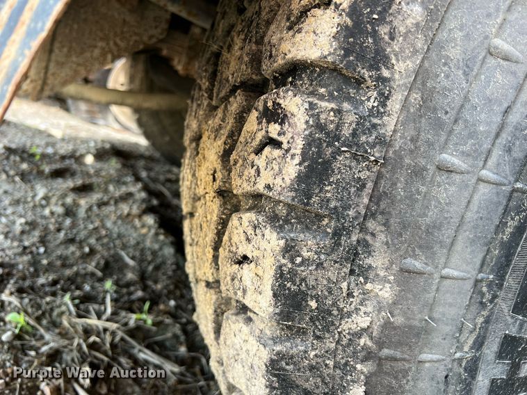 image for item II9051 Crane Carrier  refuse truck