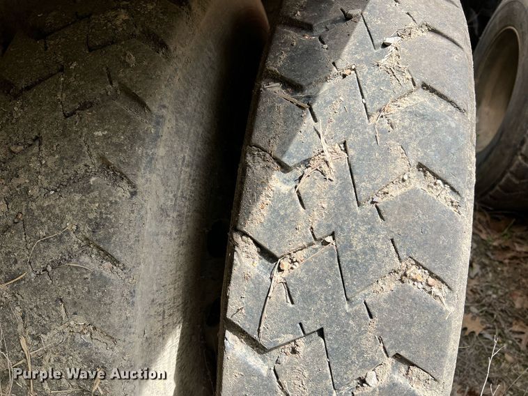 image for item II9051 Crane Carrier  refuse truck