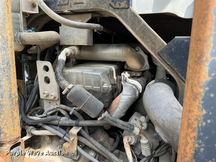 image for item II9052 2007 Chevrolet T8500  hook lift truck