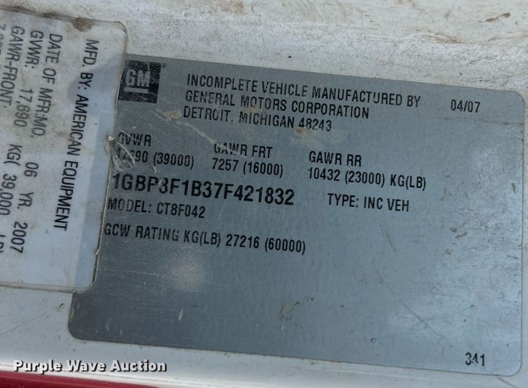 image for item II9052 2007 Chevrolet T8500  hook lift truck