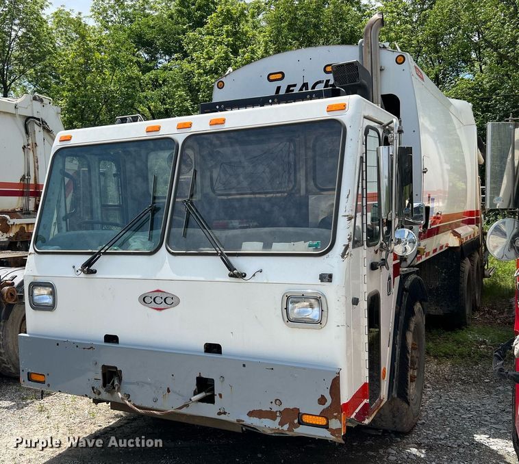 image for item II9053 2007 Crane Carrier  refuse truck