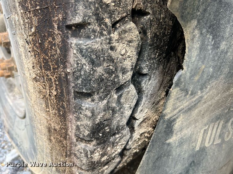 image for item II9053 2007 Crane Carrier  refuse truck