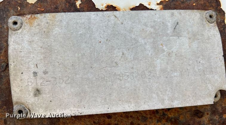 image for item II9054 2009 Crane Carrier Low Entry  refuse truck