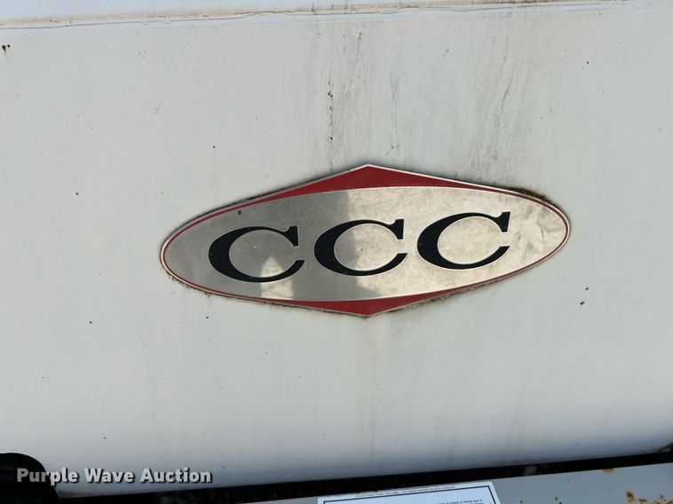 image for item II9056 2003 Crane Carrier Low Entry  refuse truck