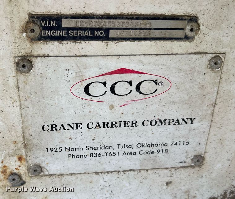 image for item II9056 2003 Crane Carrier Low Entry  refuse truck