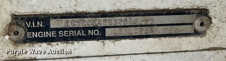 image for item II9056 2003 Crane Carrier Low Entry  refuse truck